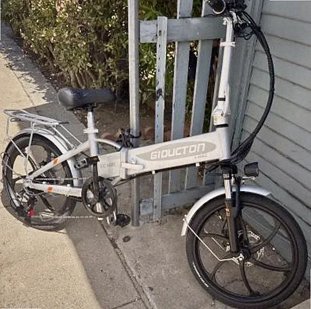 Gioucton SK-906 20in Folding Bike 6-Speed Mech Disc Brakes Rack Fenders