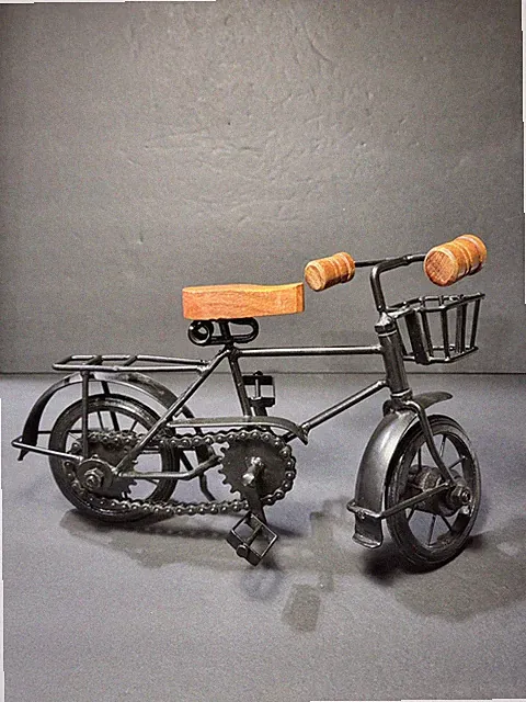Sagebrook Home Bicycle With Working Chain Black Metal 12" Decor DE09